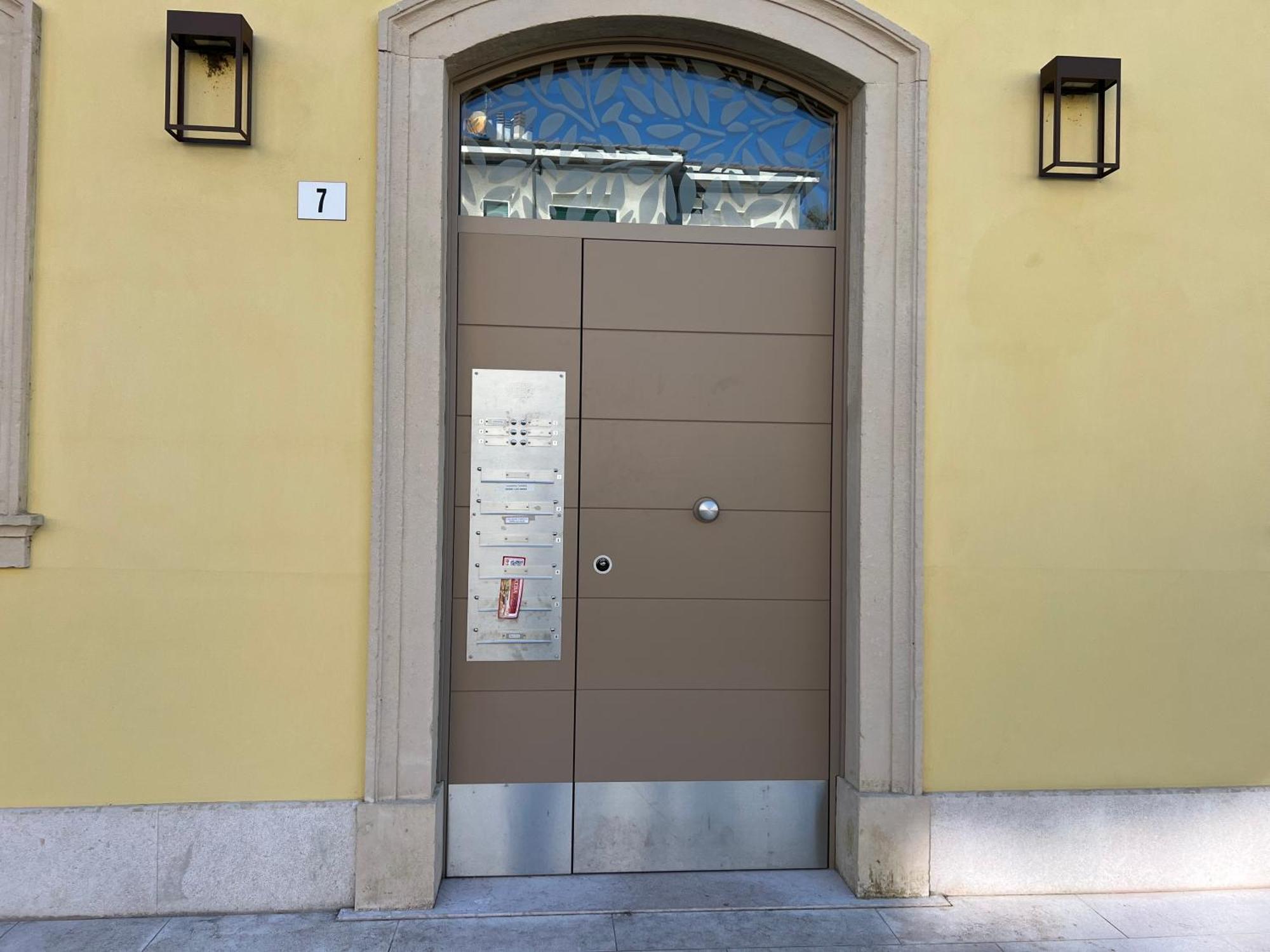 Stelle Di Verona - Selene Esterno foto